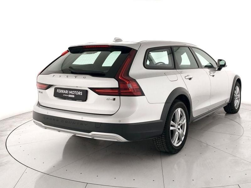 Usata Volvo V90 CC Business Edition 197 CV (144 kW) 2021 Argento Station wagon