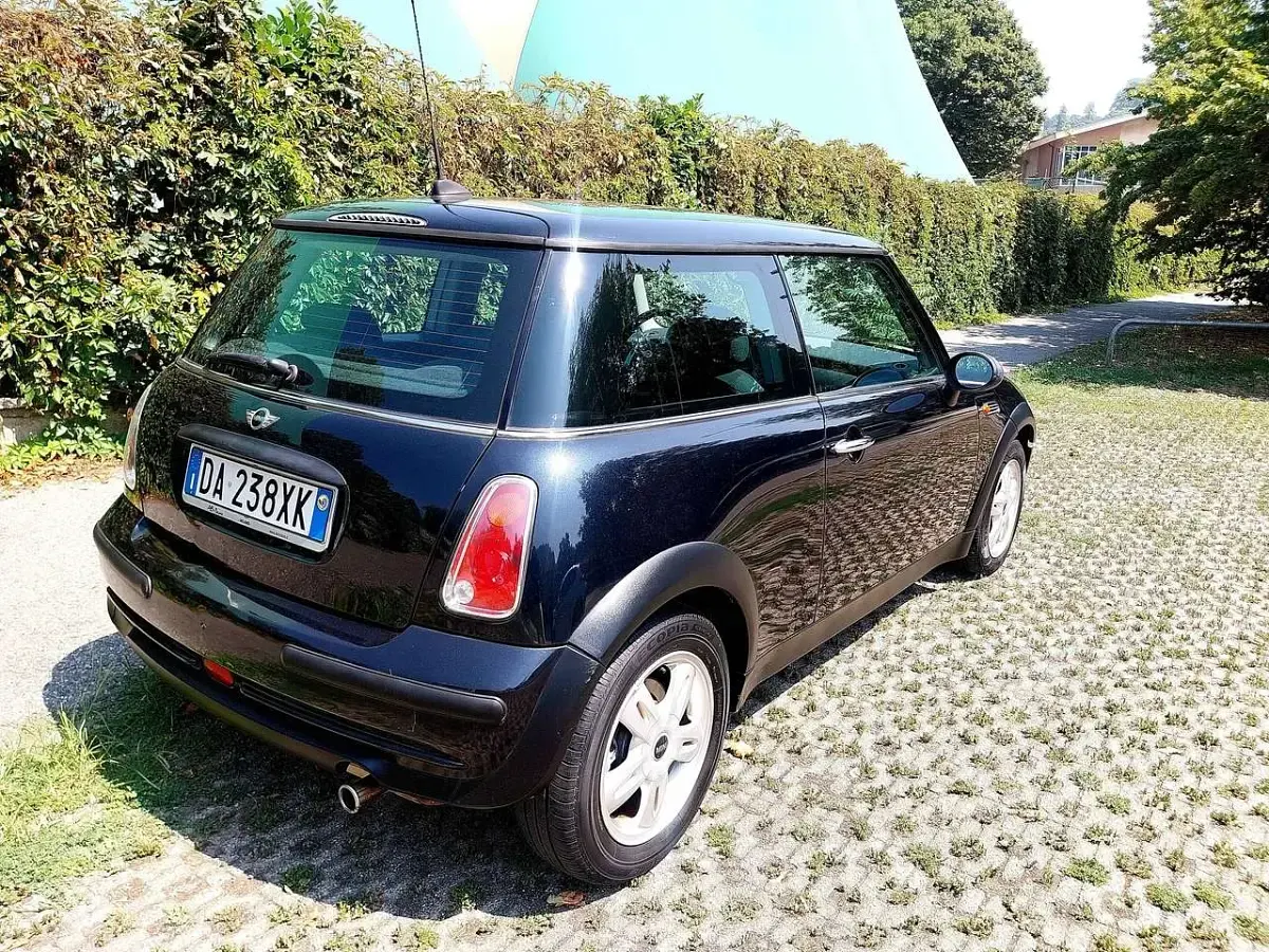 Usata Mini ONE 90 CV (66 kW) 2006 Nero Utilitaria