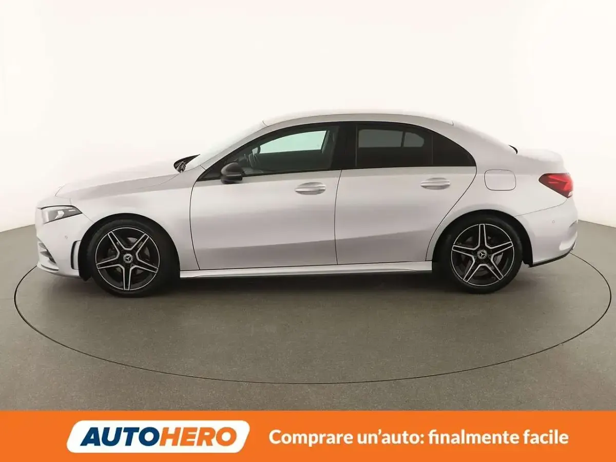 Usata Mercedes A200 Premium 163 CV (119 kW) 2019 Argento Berlina