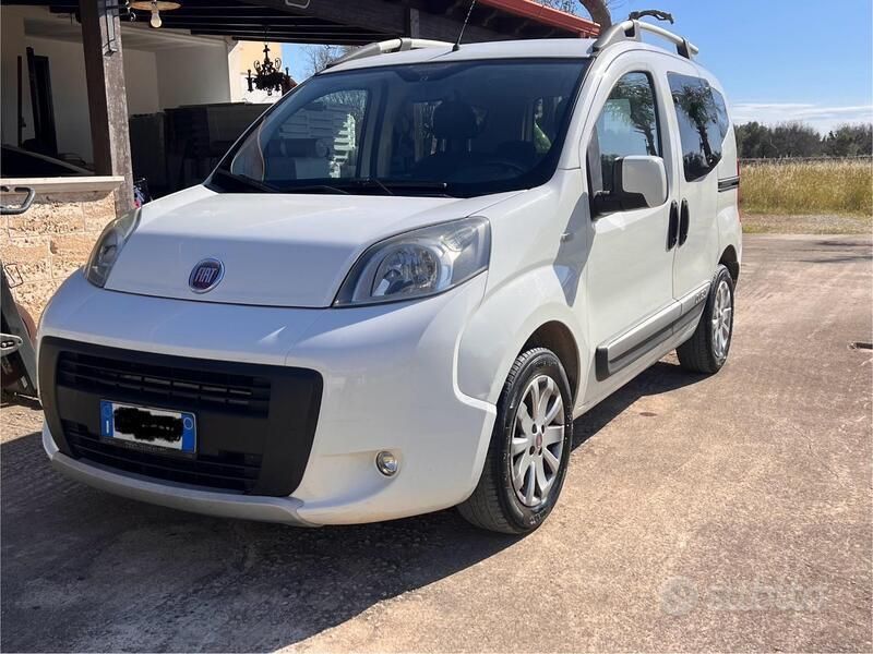 Usata 2012 Fiat Qubo Trekking Monovolume | 6300 € - Immagine 1/4