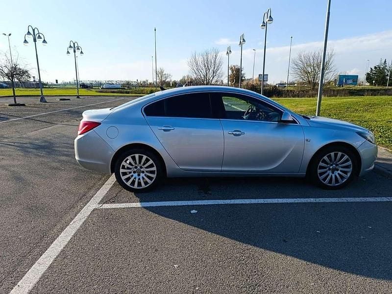 Usata Opel Insignia Edition 160 CV (117 kW) 2009 Grigio Berlina