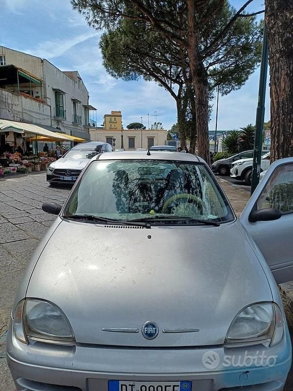 Usata Fiat 600 54 CV (39 kW) 2009 Grigio Utilitaria