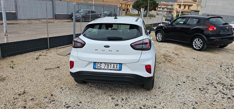 Usata Ford Puma S 120 CV (88 kW) 2021 Bianco SUV