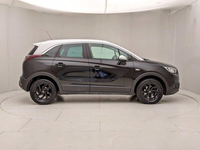Usata Opel Crossland X 110 CV (80 kW) 2019 Nero SUV