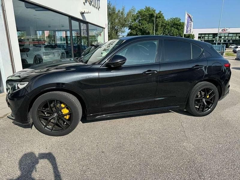 Usata Alfa Romeo Stelvio Ti 209 CV (153 kW) 2021 Nero SUV