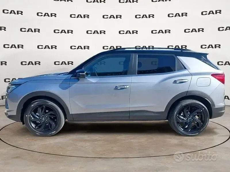 Nuova KGM Korando 163 CV (119 kW) 2026 Grigio SUV