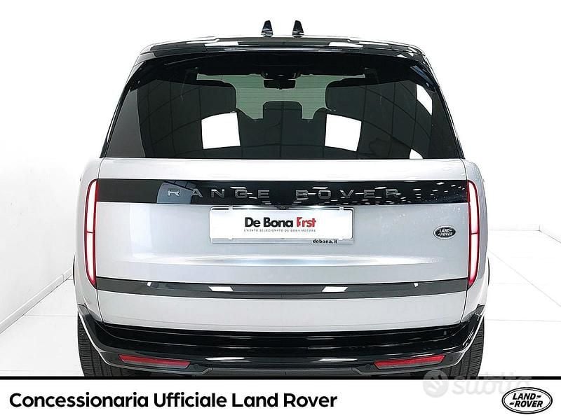 Usata Land Rover Range Rover Autobiography 530 CV (389 kW) 2023 Argento SUV