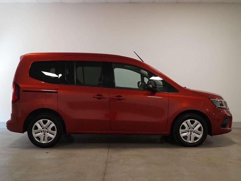 Usata Renault Kangoo Equilibre 95 CV (69 kW) 2023 Marrone Monovolume