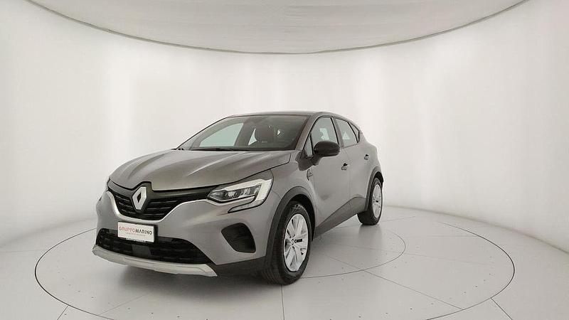 Grigio Usata 2022 Renault Captur Intens SUV | 19.250 € (Buon prezzo) - Immagine 1/4