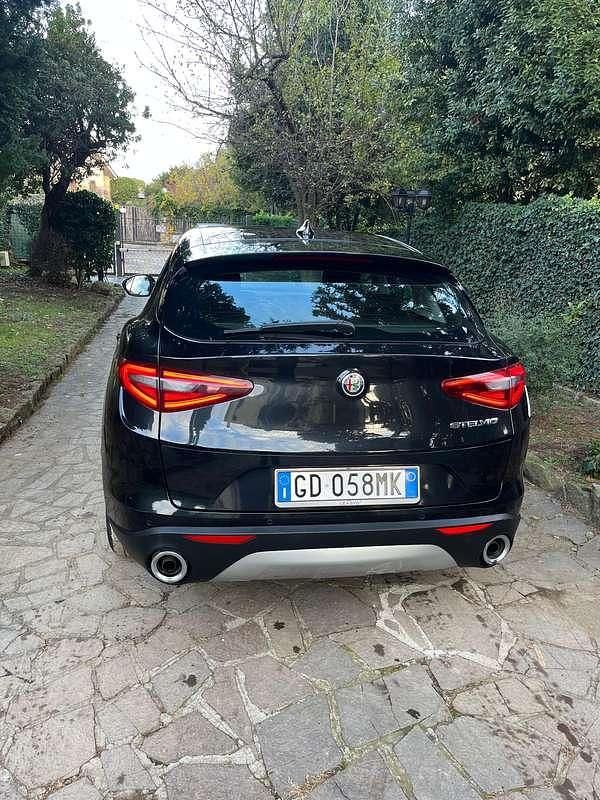Usata Alfa Romeo Stelvio Business 160 CV (117 kW) 2020 SUV