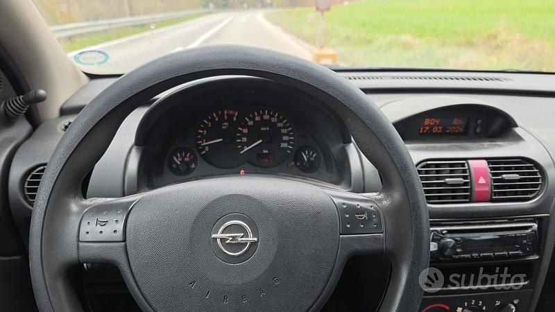 Usata Opel Corsa 2002 Blu Utilitaria