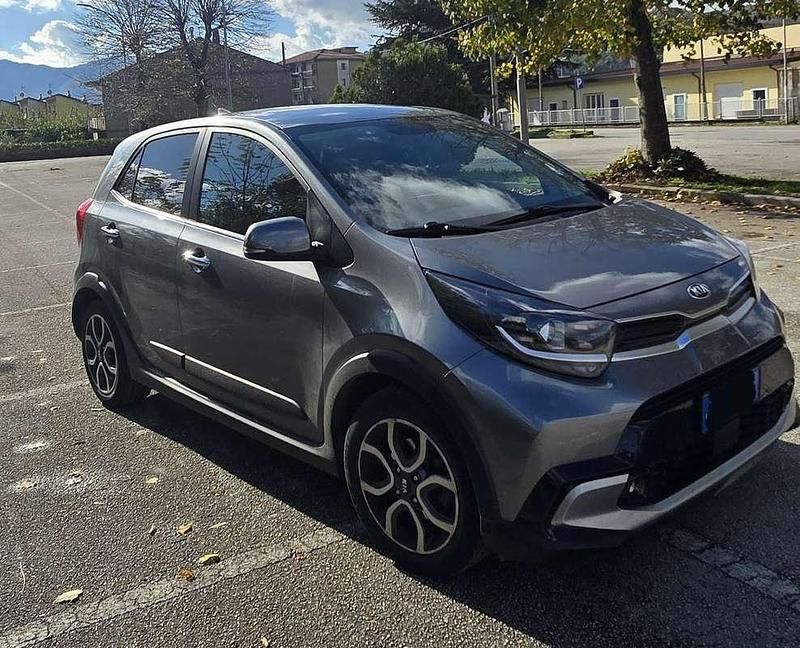 Usata Kia Picanto X-Line 67 CV (49 kW) 2021 Utilitaria