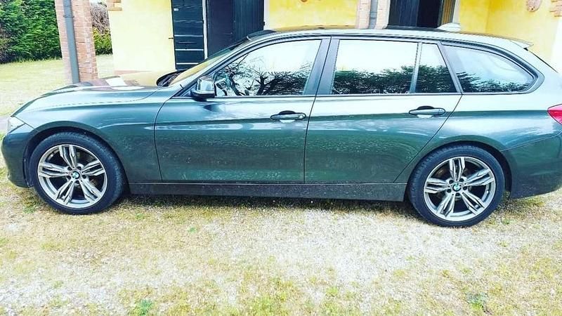 Usata BMW 316 Advantage 116 CV (85 kW) 2016 Grigio Station wagon