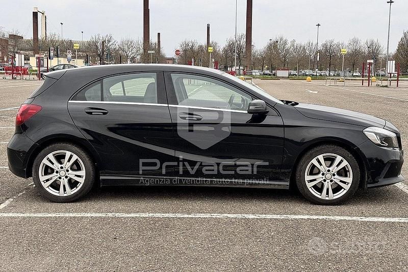 Usata Mercedes A200 Premium 136 CV (100 kW) 2016 Nero Utilitaria