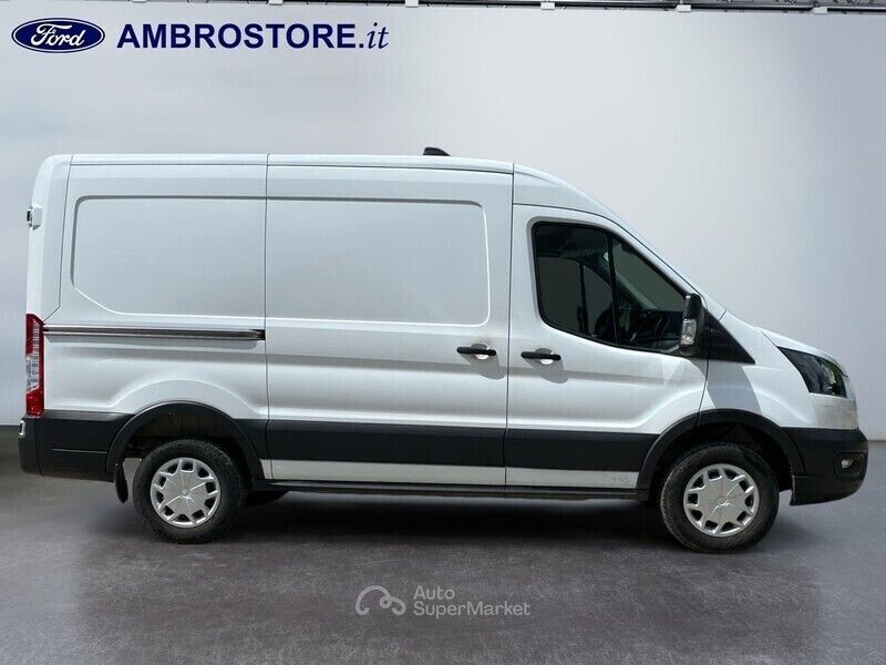 Usata Ford E-Transit Trend 135 kW (184 CV) 2022 Bianco Furgone