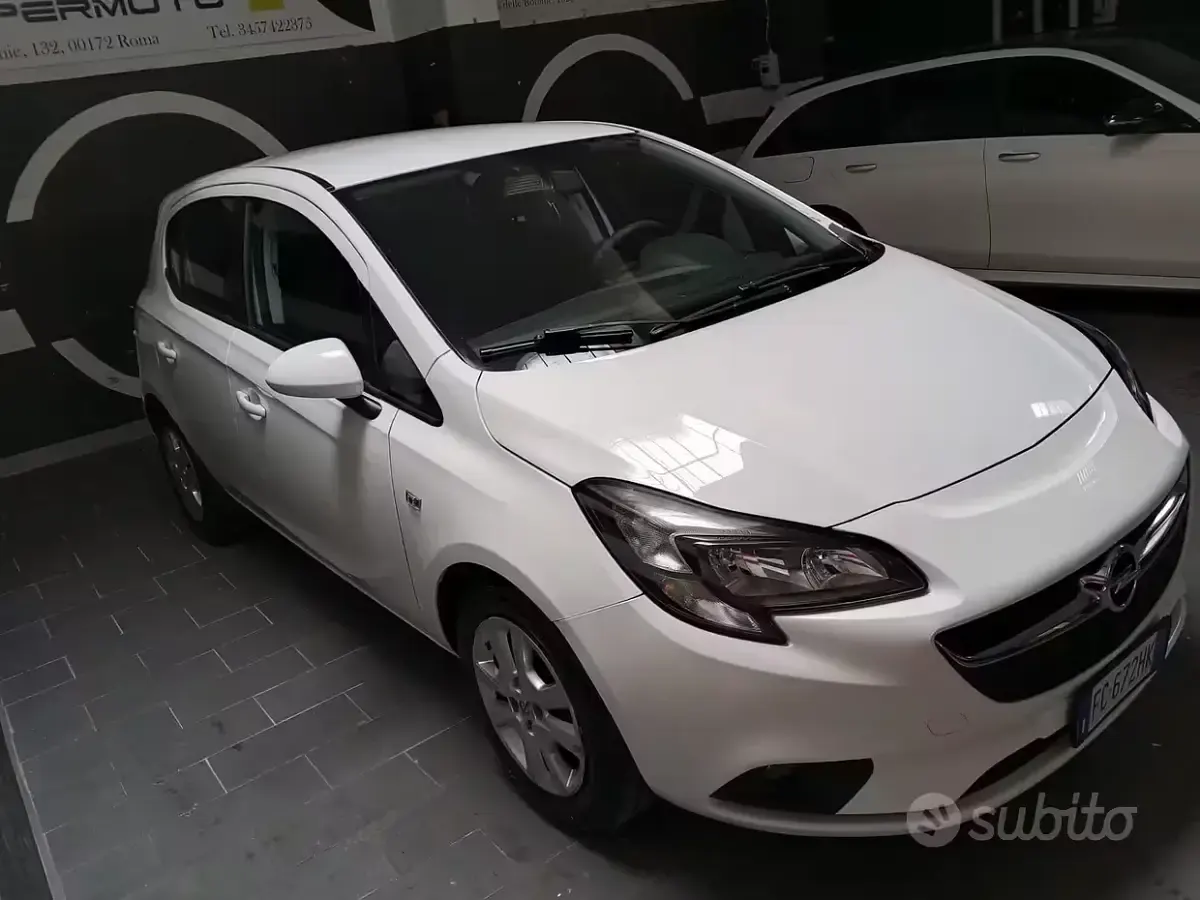 Usata Opel Corsa Cosmo 75 CV (55 kW) 2016 Bianco Utilitaria