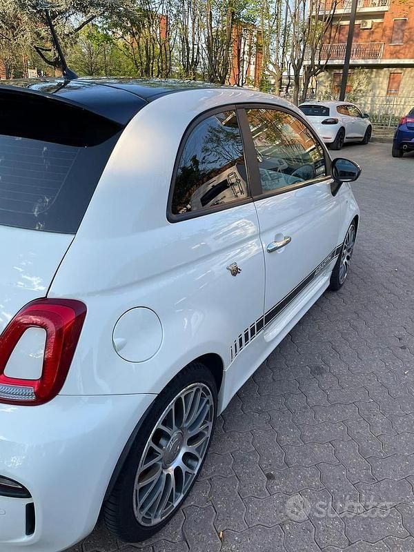 Usata Abarth 500 135 CV (99 kW) 2013 Bianco Berlina