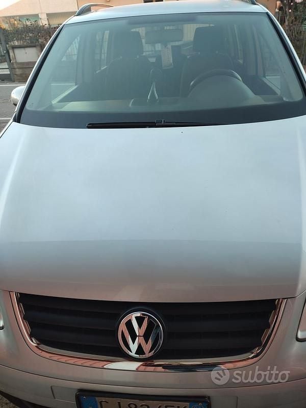 Usata VW Touran 101 CV (74 kW) 2003 Grigio Monovolume