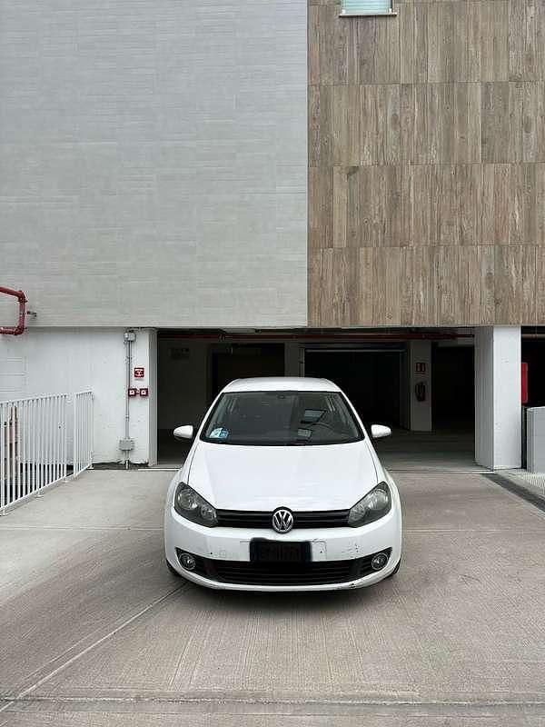 Usata VW Golf VII 90 CV (66 kW) 2012 Berlina