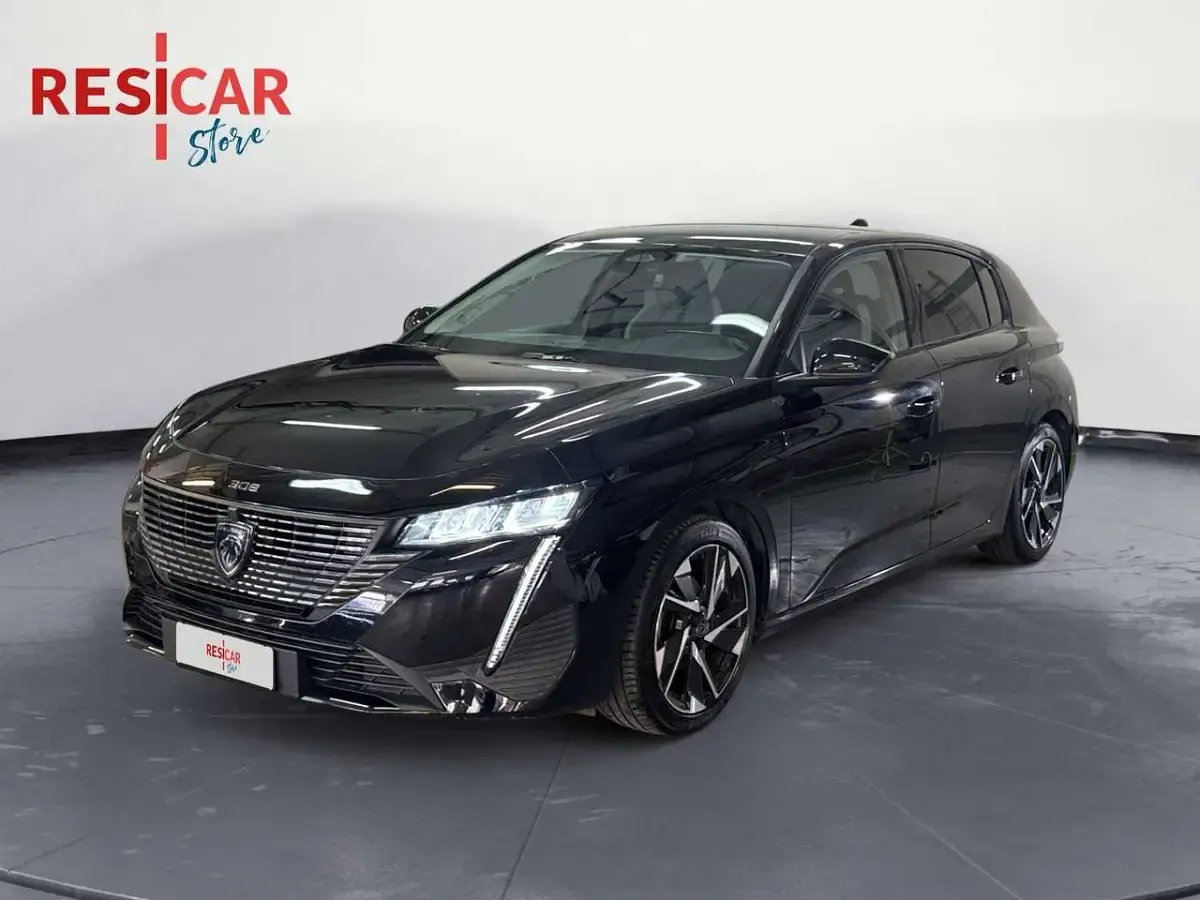 Usata Peugeot 308 Allure 131 CV (96 kW) 2022 Nero metallizzato Berlina
