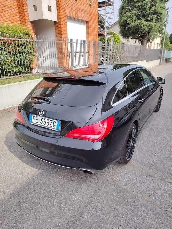 Usata Mercedes CLA220 Shooting Brake Premium 177 CV (130 kW) 2016 Nero Station wagon