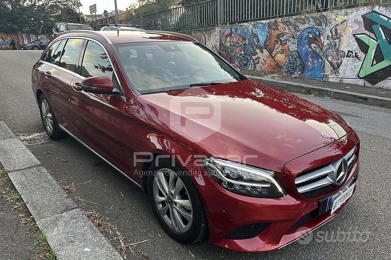 Usata Mercedes C200 160 CV (117 kW) 2018 Rosso Station wagon