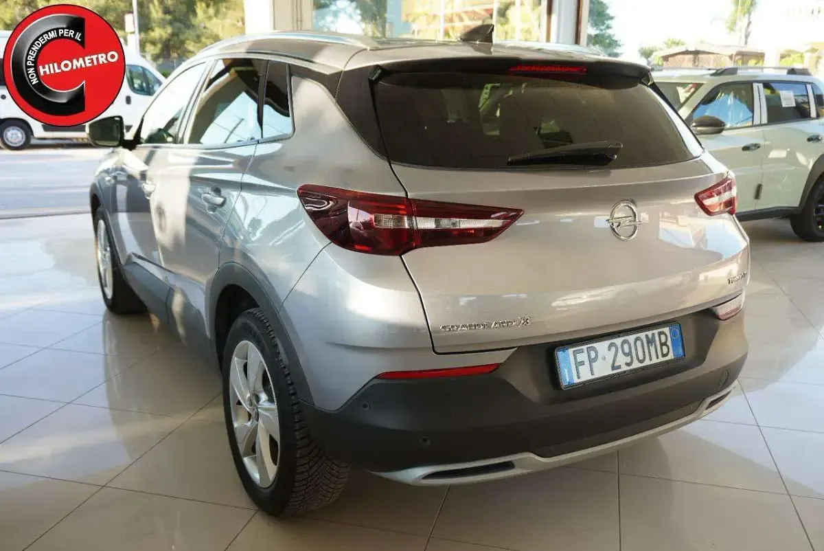 Usata Opel Grandland X Innovation 120 CV (88 kW) 2018 Grigio SUV