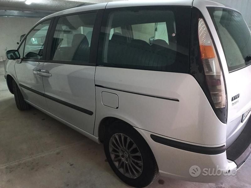 Usata Fiat Ulysse 2003 Grigio Monovolume