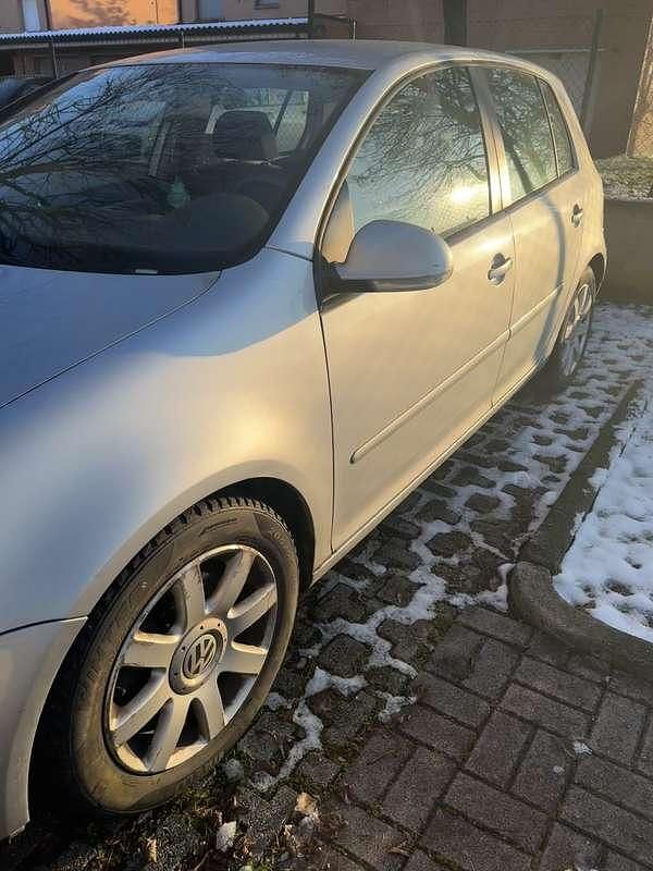 Usata VW Golf IV Comfortline 140 CV (102 kW) 2004 Berlina