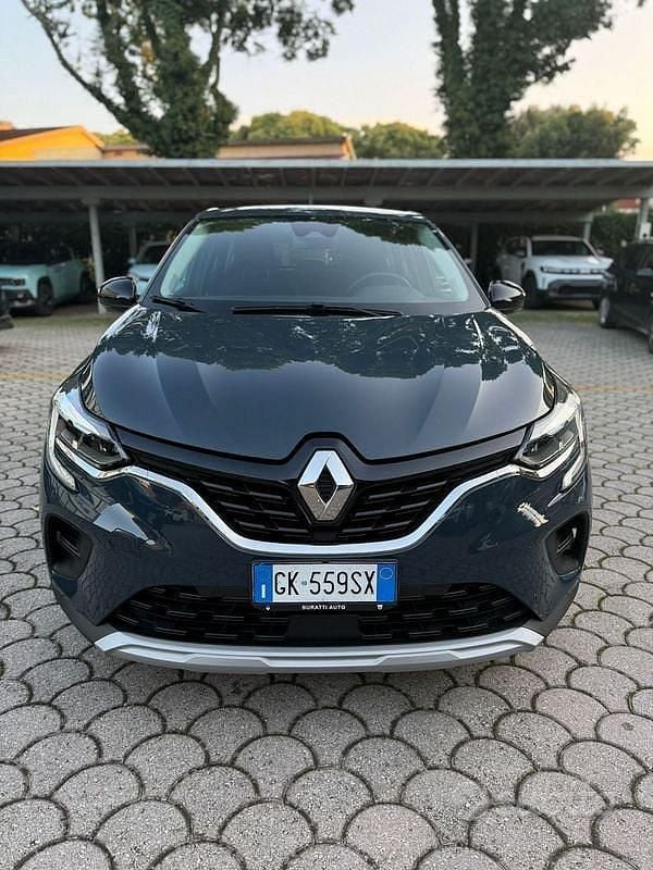 Usata Renault Captur Equilibre 101 CV (74 kW) 2022 Blu/azzurro SUV