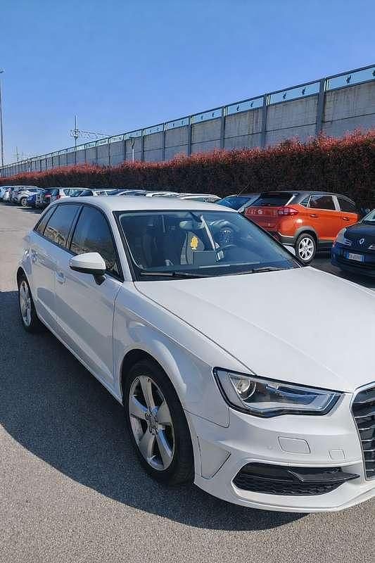 Usata Audi A3 Ambition 110 CV (80 kW) 2015 Bianco Berlina