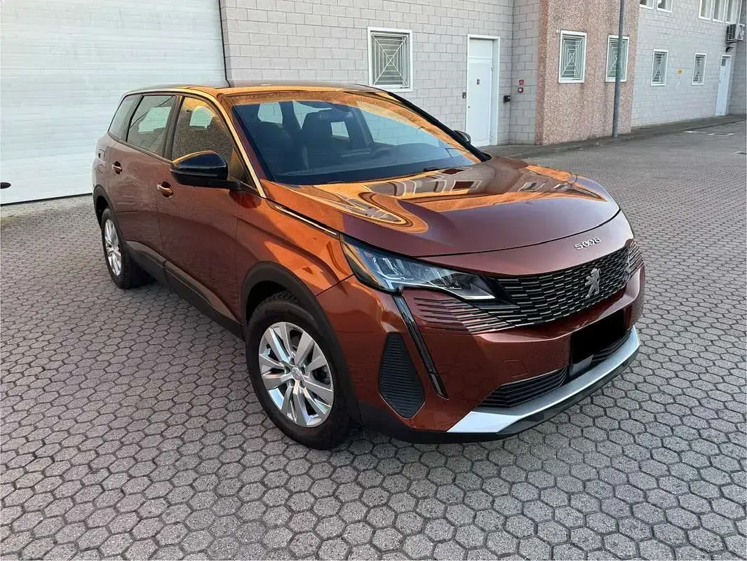 Usata Peugeot 5008 Active 131 CV (96 kW) 2023 SUV