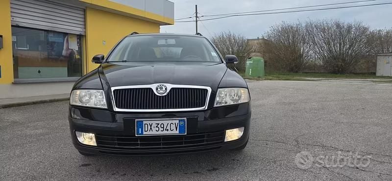 Usata Skoda Octavia Elegance 105 CV (77 kW) 2009 Nero Berlina