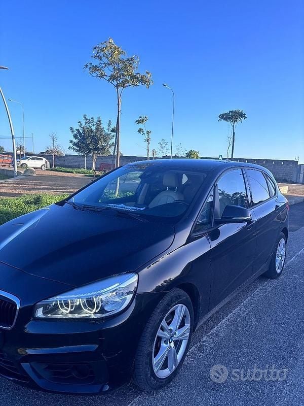 Usata BMW 218 2015 Nero Utilitaria