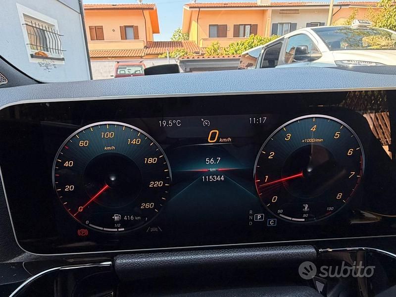 Gebraucht Mercedes B180 136 PS (100 kW) 2019 Schwarz Van / Kleinbus