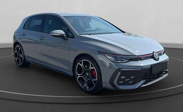 Usata VW Golf VIII GTI 265 CV (194 kW) 2024 Grigio Berlina