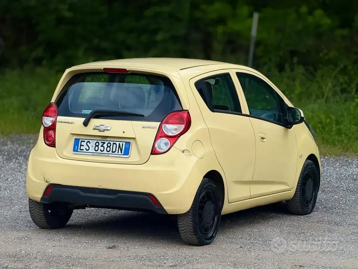 Usata Chevrolet Spark 79 CV (58 kW) 2013 Giallo Utilitaria
