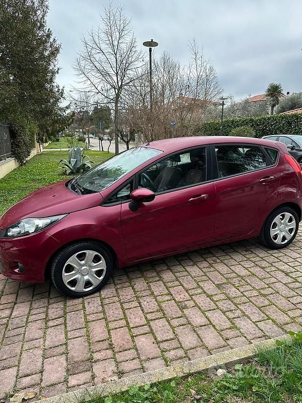 Usata Ford Fiesta 68 CV (50 kW) 2008 Rosso Berlina