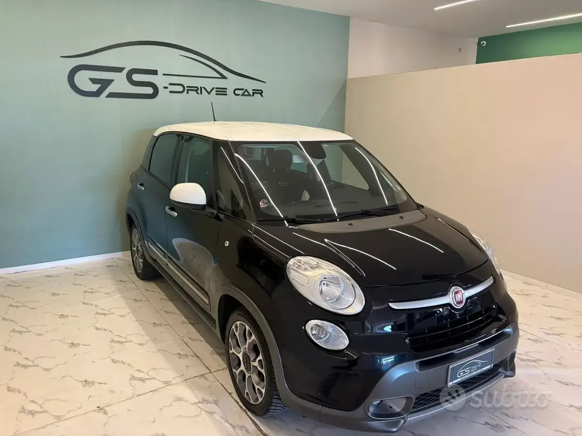 Usata Fiat 500L Trekking 120 CV (88 kW) 2016 Nero Monovolume