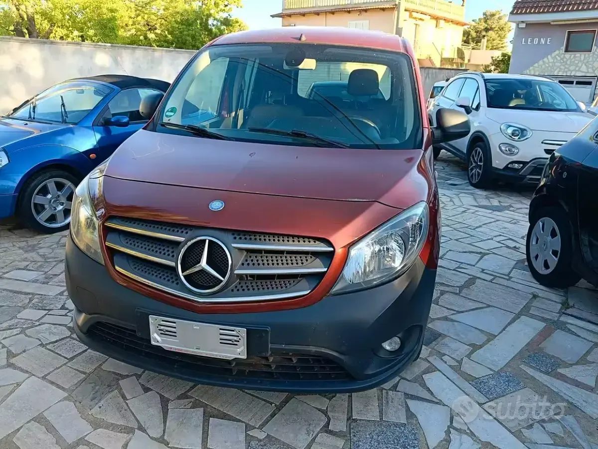 Usata Mercedes Citan 111 90 CV (66 kW) 2014 Rosso Monovolume