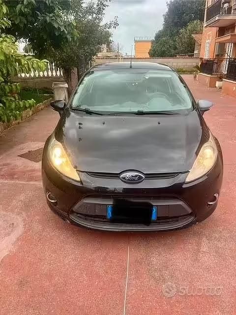 Usata Ford Fiesta Titanium 68 CV (50 kW) 2009 Nero Utilitaria
