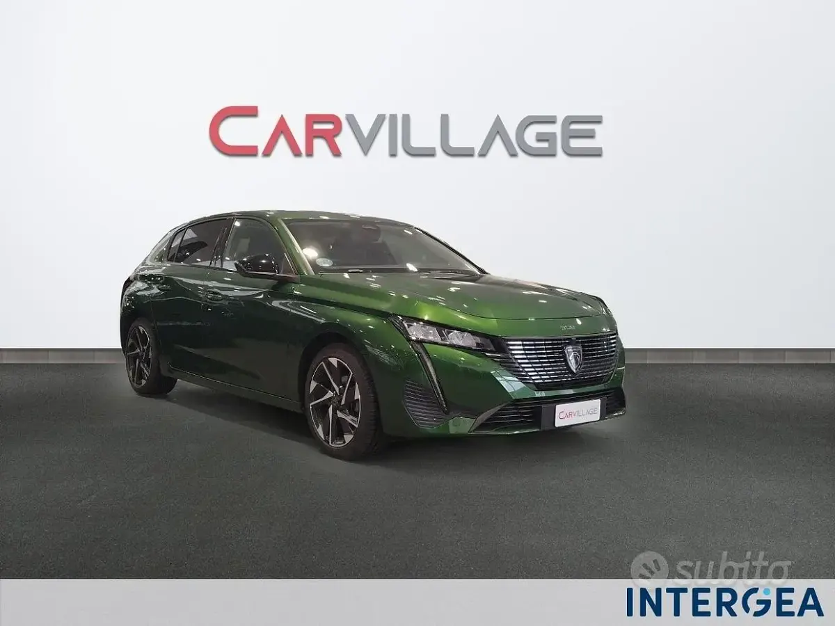Usata Peugeot 308 Allure 131 CV (96 kW) 2024 Verde Berlina