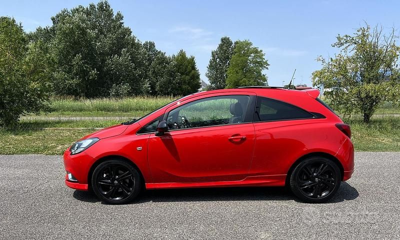 Usado Opel Corsa OPC 75 HP (55 kW) 2016 Vermelho Coupé