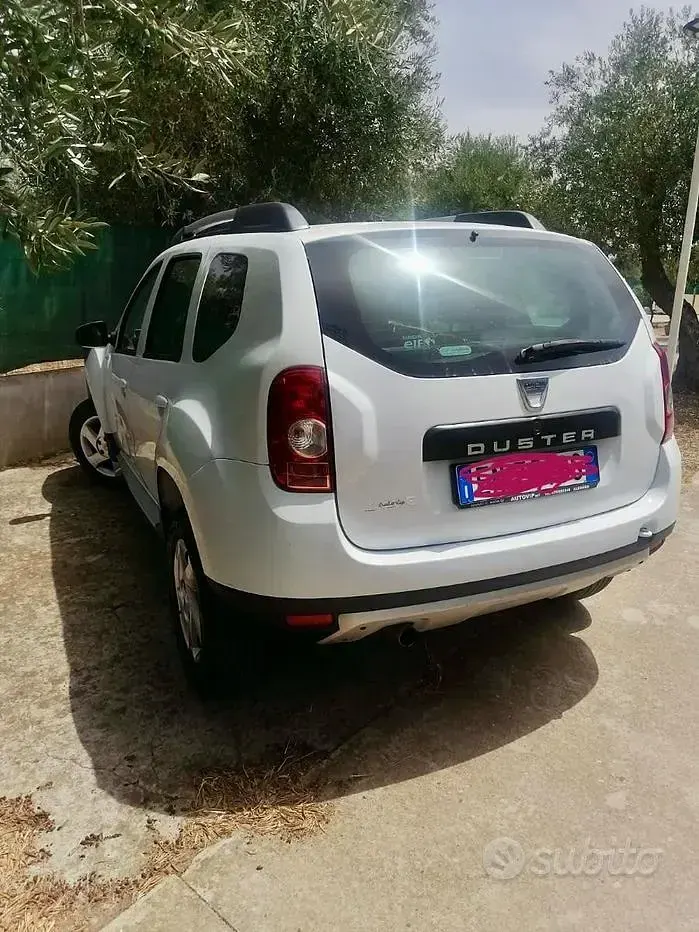 Usata Dacia Duster 105 CV (77 kW) 2012 Bianco SUV