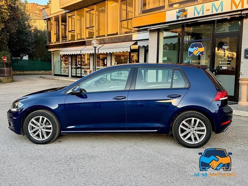 Usata VW Golf VII Business 116 CV (85 kW) 2019 Blu Berlina