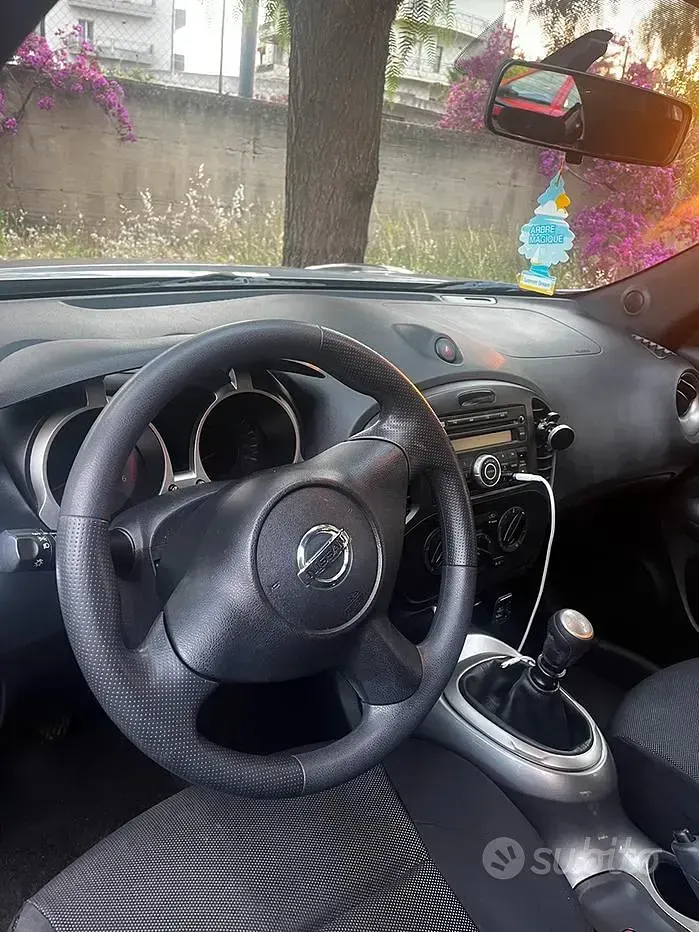Usata Nissan Juke 110 CV (80 kW) 2011 Grigio SUV