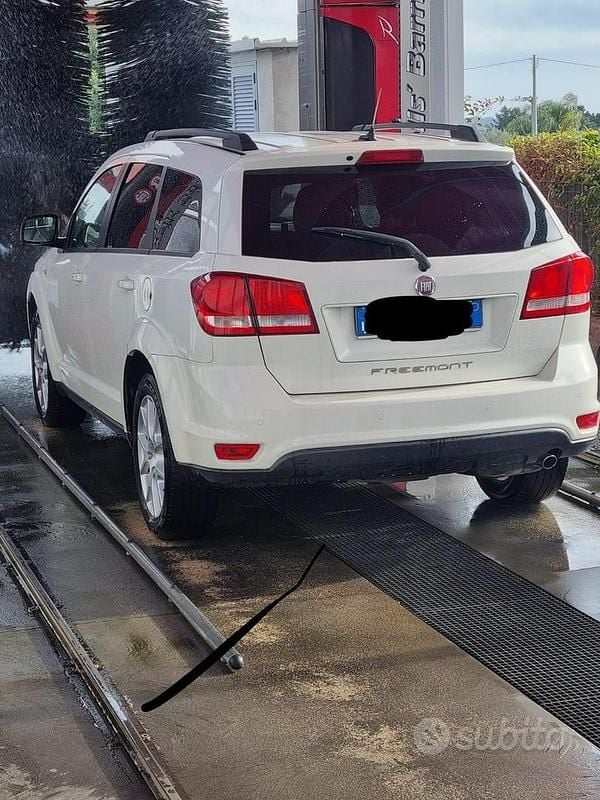 Usata Fiat Freemont 2011 Bianco SUV