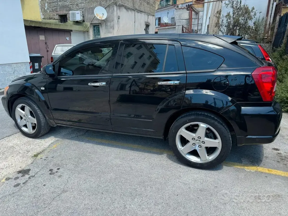 Usata Dodge Caliber 140 CV (102 kW) 2007 Nero Utilitaria