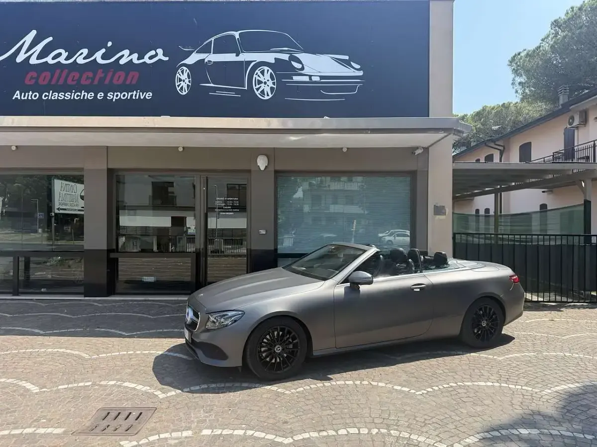 Usata Mercedes E220 Premium Plus 194 CV (142 kW) 2019 Argento Cabrio