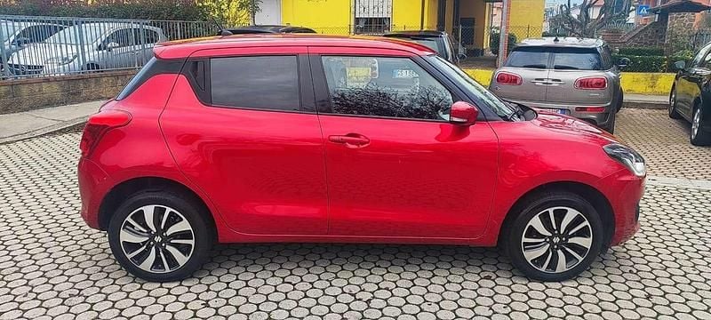 Usata Suzuki Swift 90 CV (66 kW) 2019 Rosso Berlina
